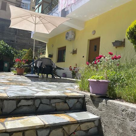 Artur'S Apartment Гирокастра Экстерьер фото