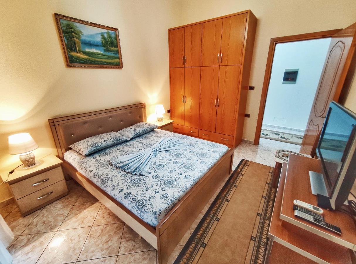 Artur'S Apartment Гирокастра Экстерьер фото